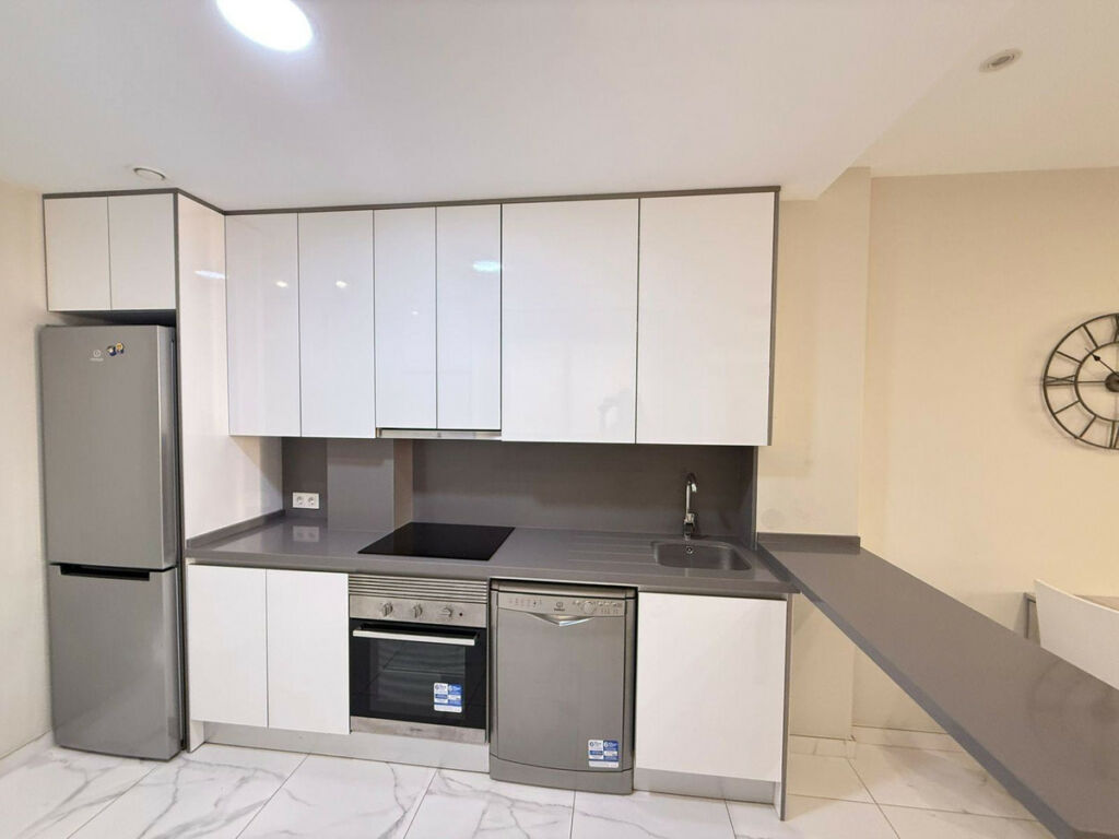 Middle Floor Apartment La Mata Alicante - image 7