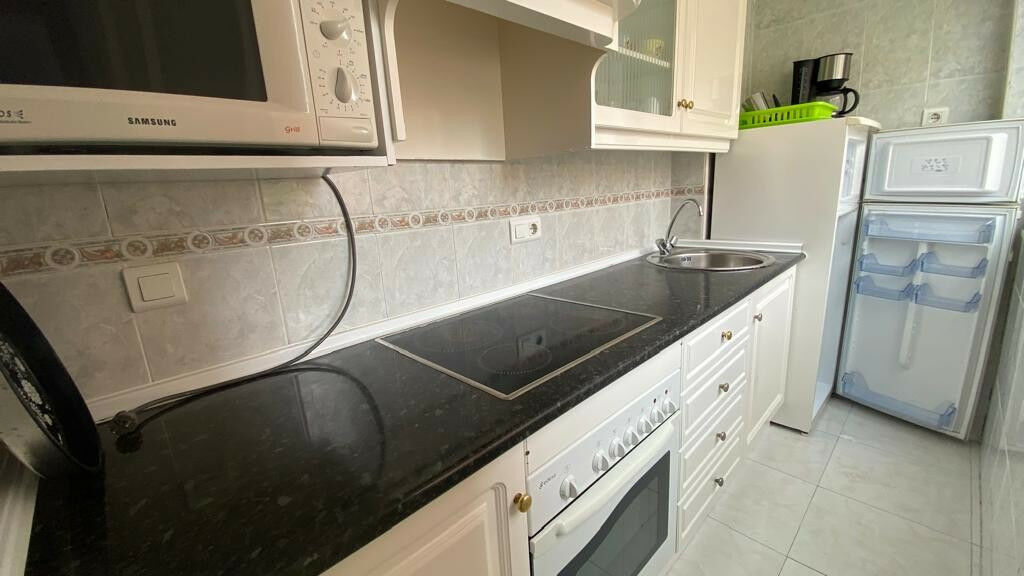 Middle Floor Apartment Benidorm Alicante - image 7