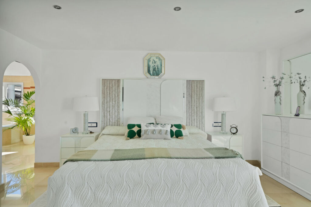 Penthouse Benalmadena Málaga - image 4
