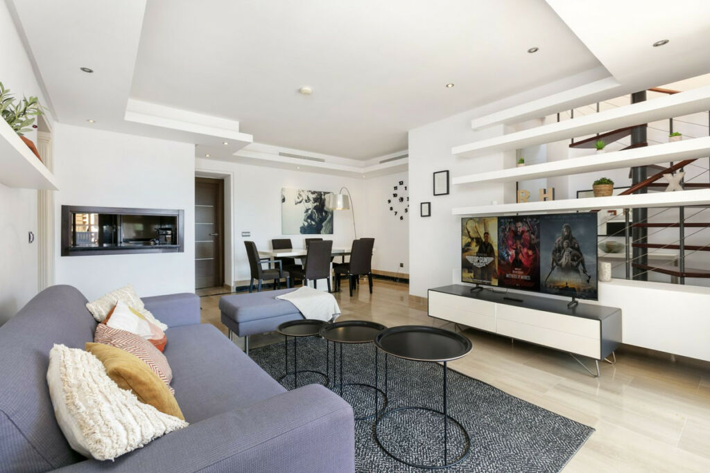 Penthouse Duplex Estepona Málaga - image 7