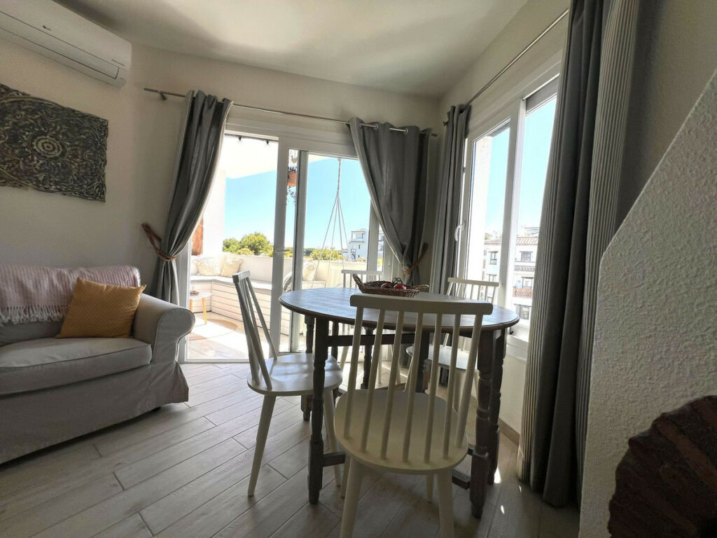 Top Floor Apartment Calahonda Málaga - image 7