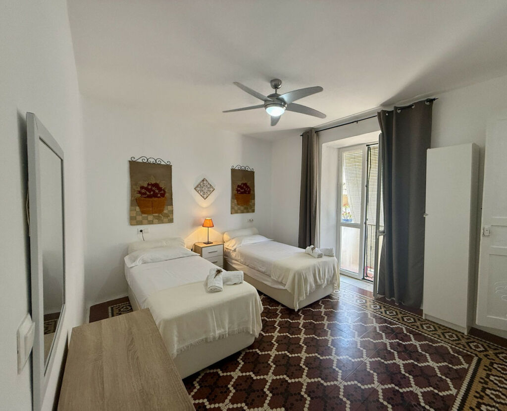 Top Floor Apartment Estepona Málaga - image 9