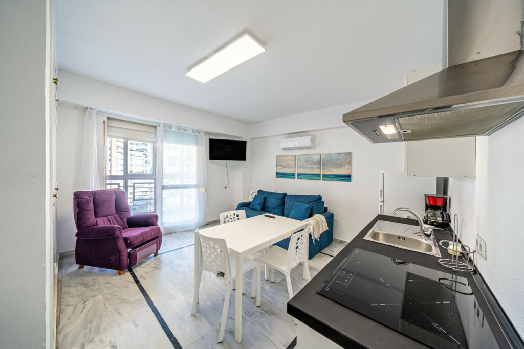 Middle Floor Apartment Málaga Centro Málaga - image 7