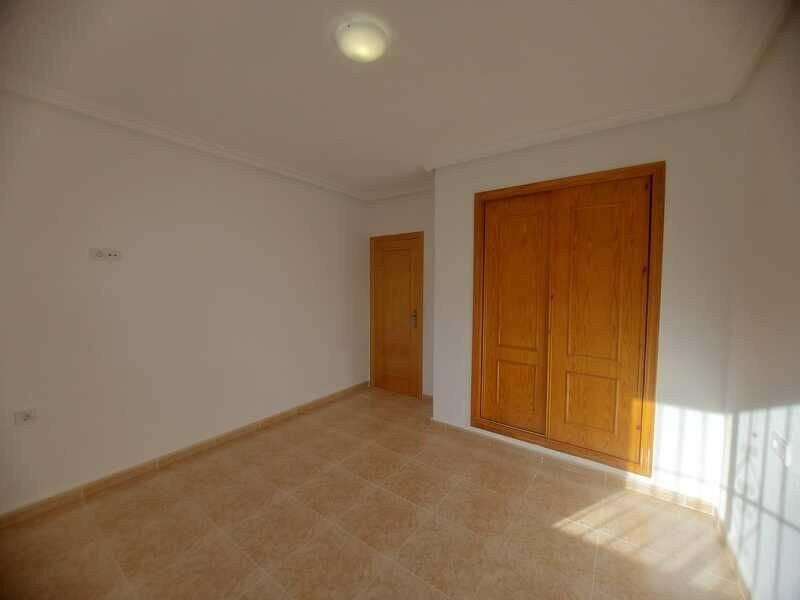 Detached Villa Algorfa Alicante - image 8