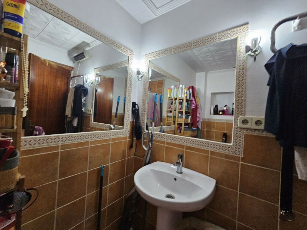Top Floor Apartment Estepona Málaga - image 7