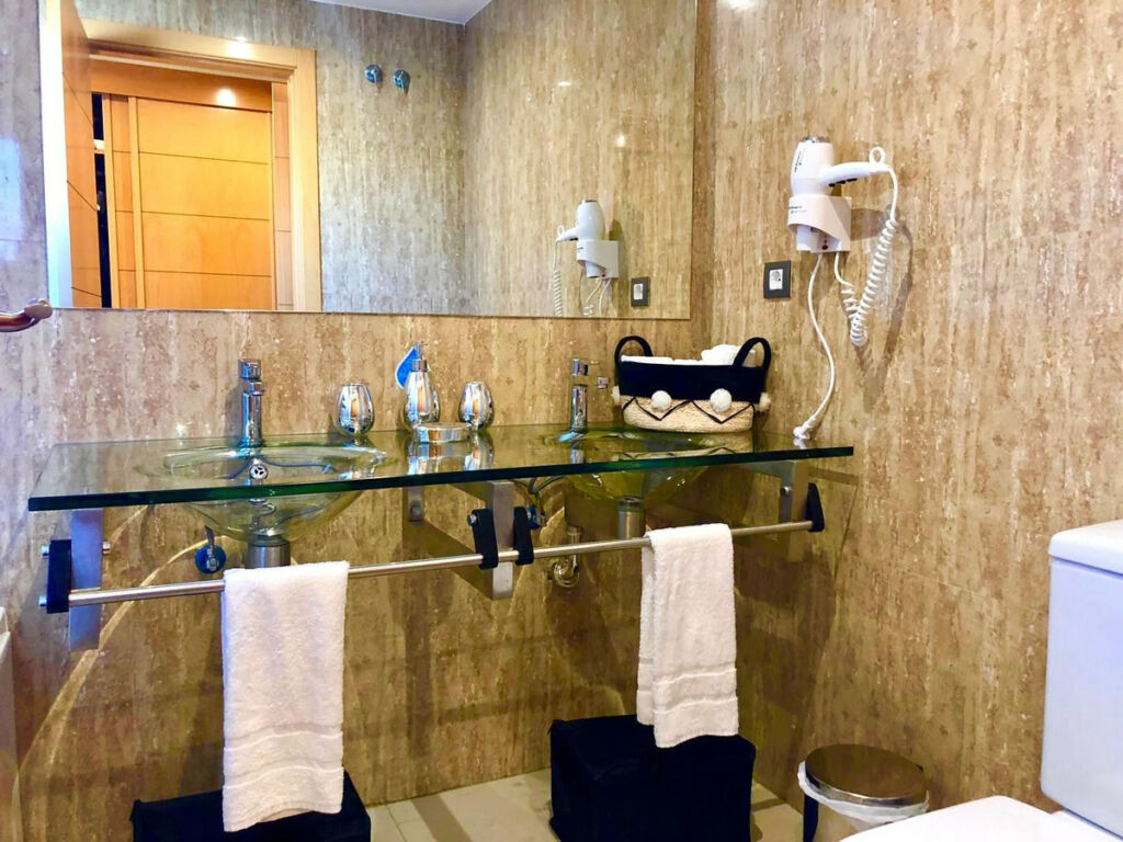 Ground Floor Apartment Estepona Málaga - image 7