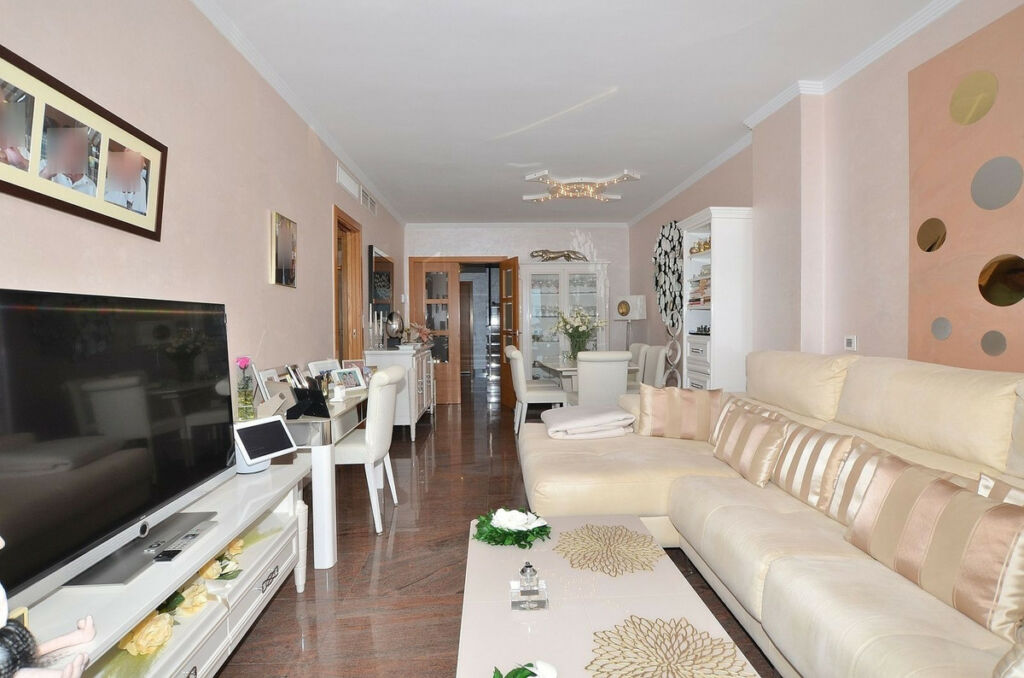 Penthouse Carvajal Málaga - image 7