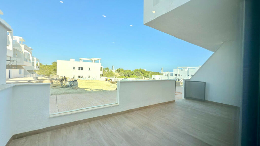 Middle Floor Apartment Finestrat Alicante - image 7