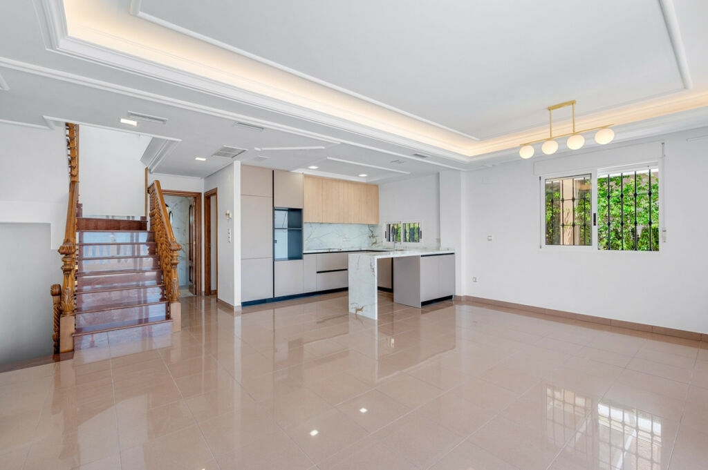 Detached Villa Torrevieja Alicante - image 7