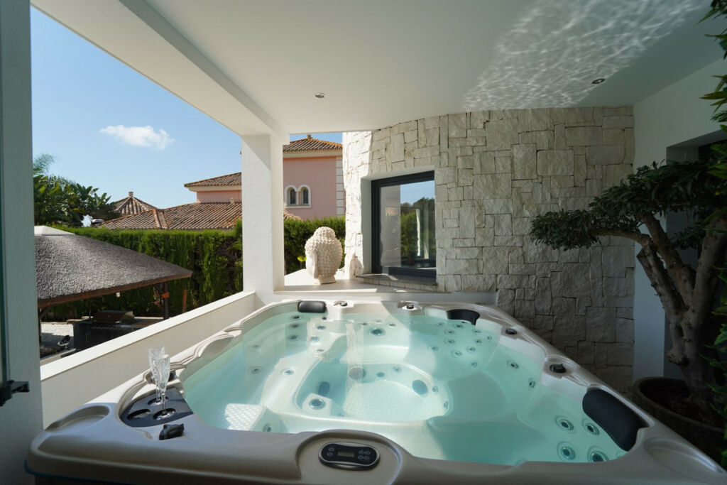 Detached Villa Mijas Golf Málaga - image 6