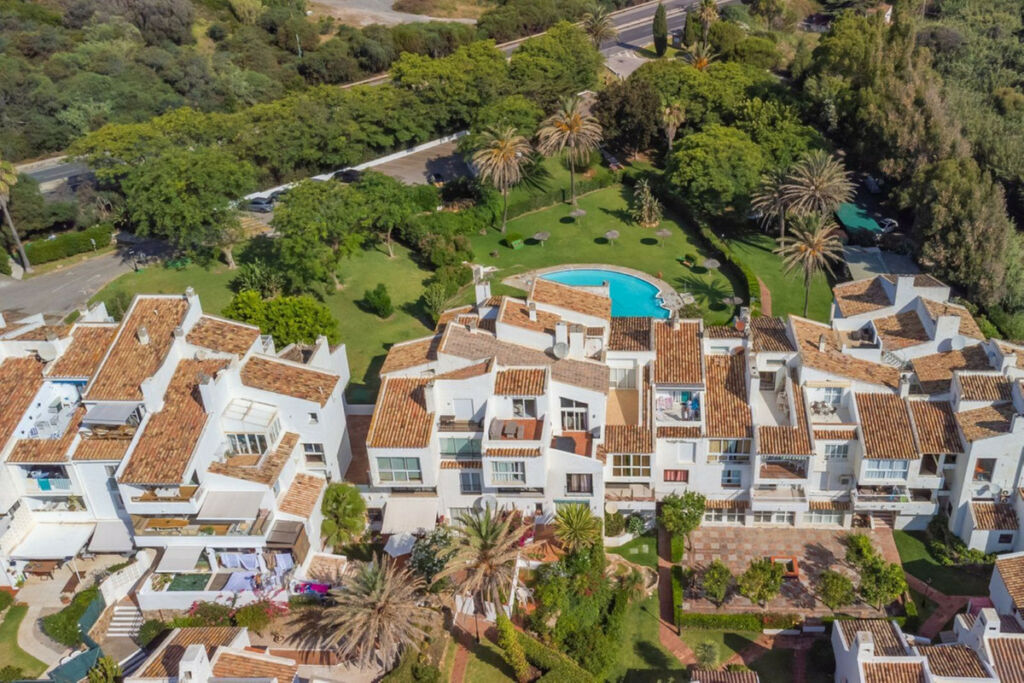 Detached Villa Estepona Málaga - image 72