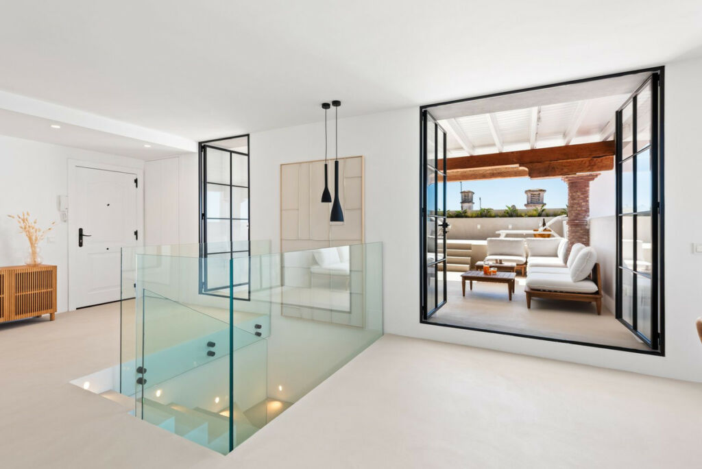 Penthouse Duplex La Duquesa Málaga - image 15