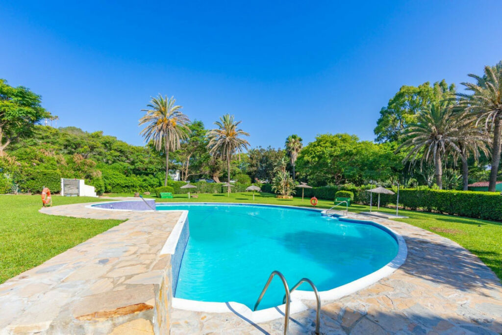 Detached Villa Estepona Málaga - image 74