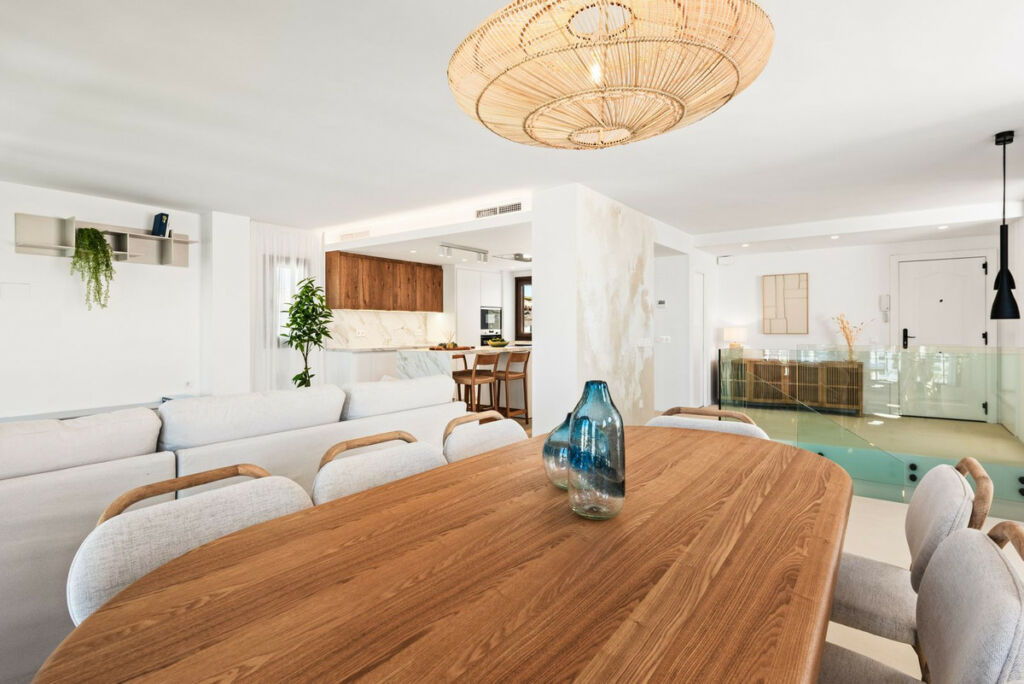 Penthouse Duplex La Duquesa Málaga - image 17