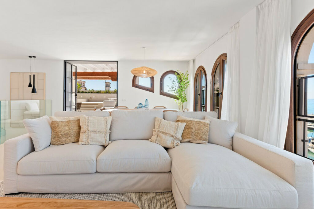 Penthouse Duplex La Duquesa Málaga - image 18