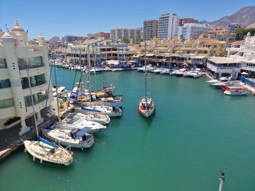 Ground Floor Apartment Benalmadena Málaga - image 8