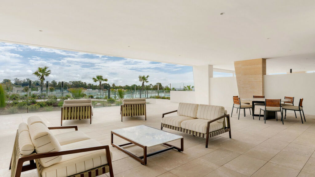 Ground Floor Apartment The Golden Mile Málaga - image 8