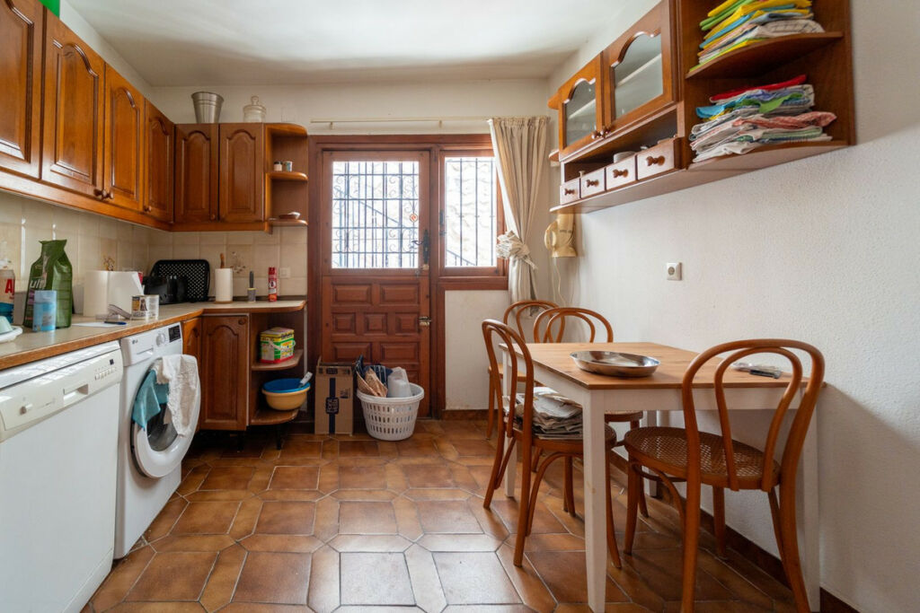 Detached Villa Torremuelle Málaga - image 8