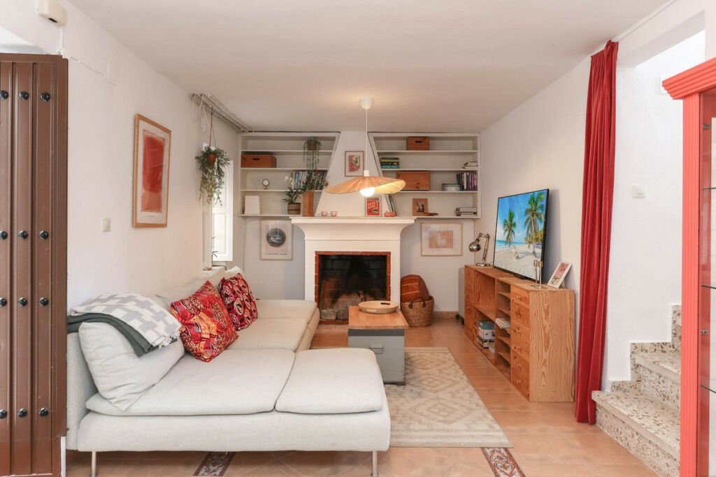 Townhouse Tolox Málaga - image 8