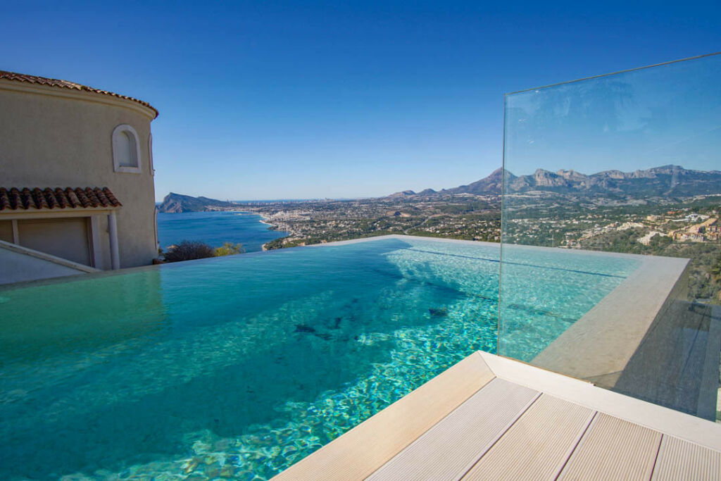 Detached Villa Altea Alicante - image 8