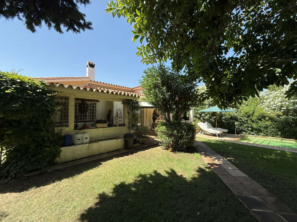 Detached Villa San Pedro de Alcántara Málaga - image 8