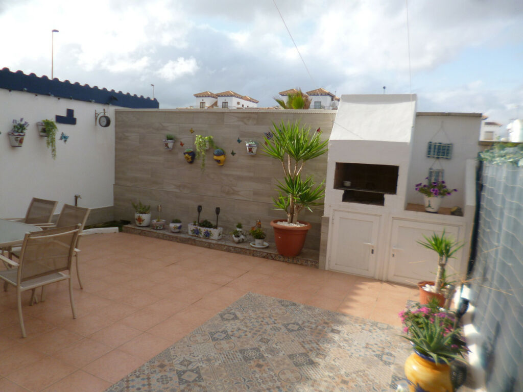 Townhouse La Zenia Alicante - image 8