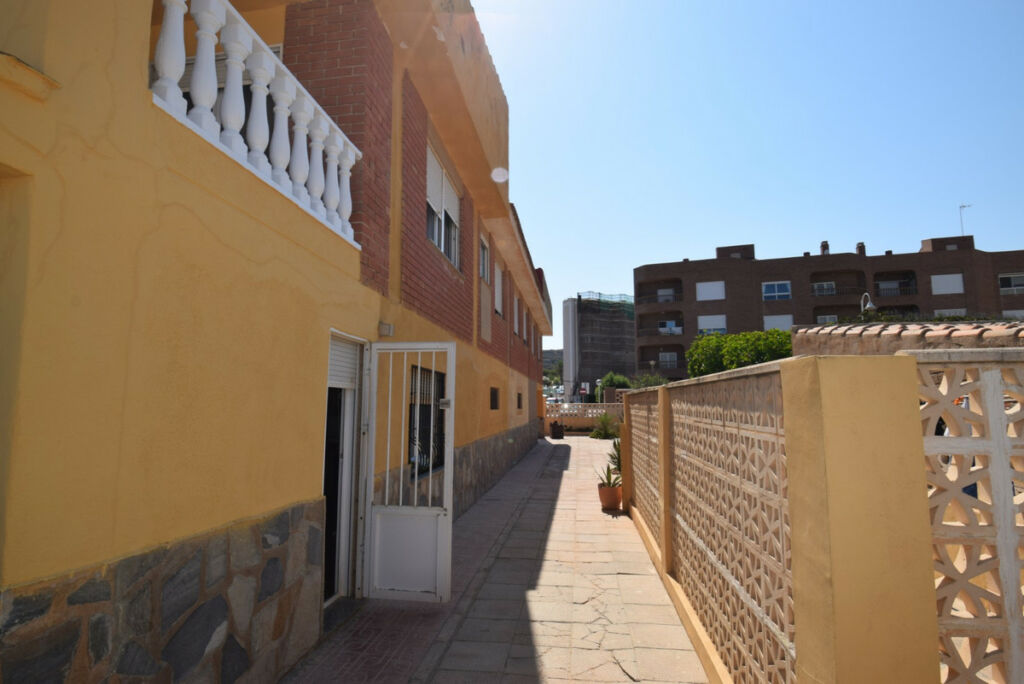 Detached Villa Guardamar del Segura Alicante - image 8