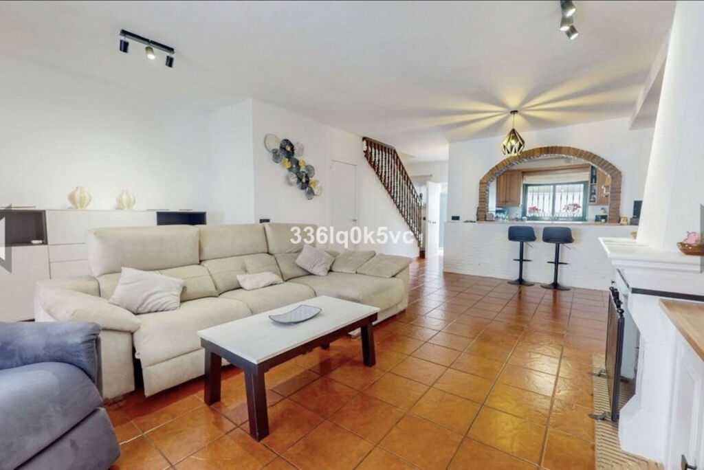 Semi-Detached House Benahavís Málaga - image 8