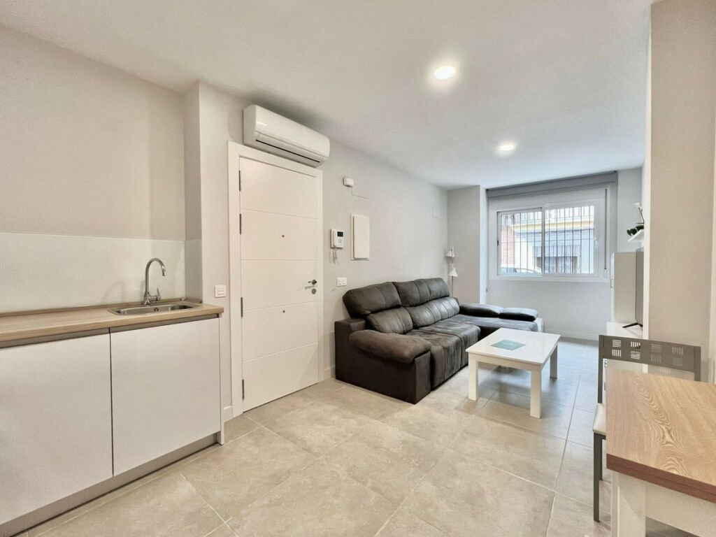 Ground Floor Apartment Fuengirola Málaga - image 8