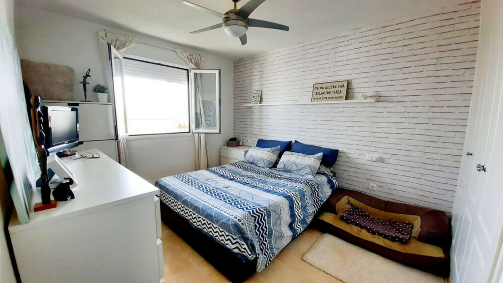 Penthouse Benalmadena Pueblo Málaga - image 8