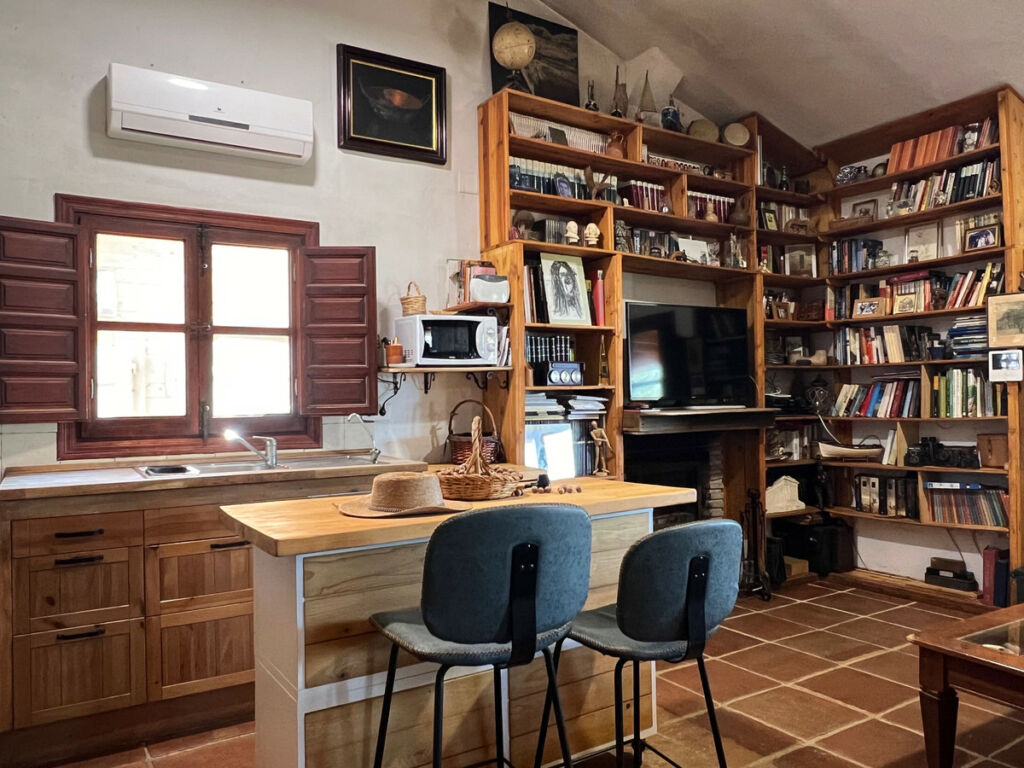 Detached Villa Almayate Málaga - image 8
