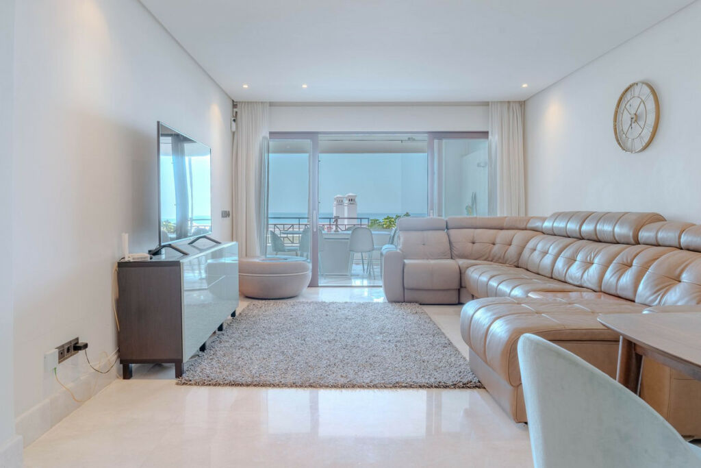 Ground Floor Apartment Estepona Málaga - image 8