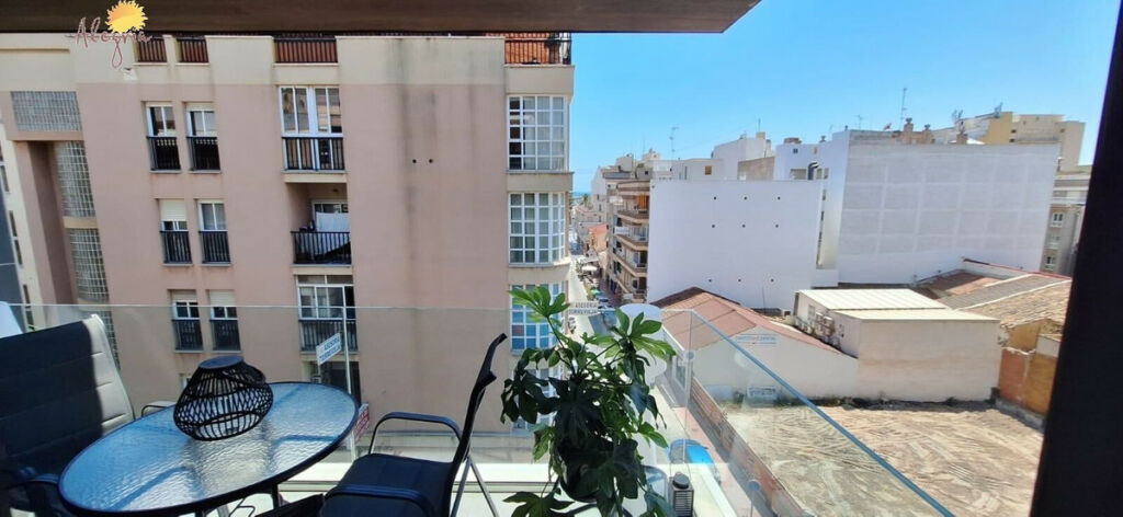 Middle Floor Apartment Torrevieja Alicante - image 8