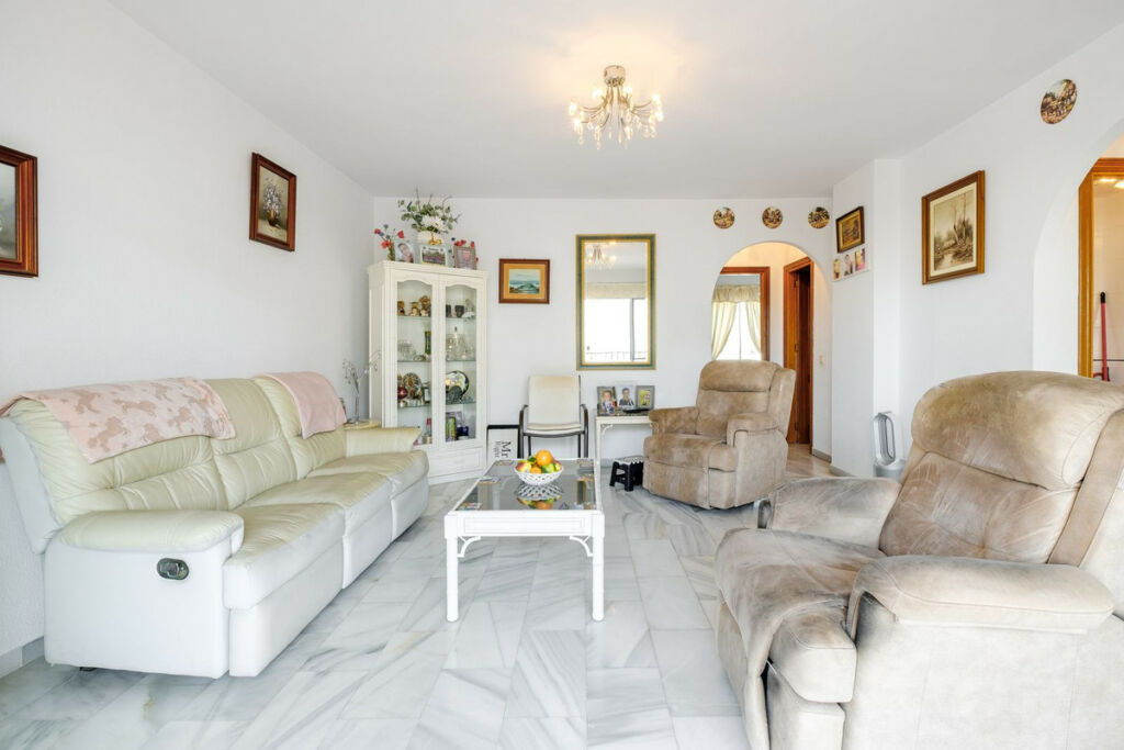 Middle Floor Apartment Nerja Málaga - image 8
