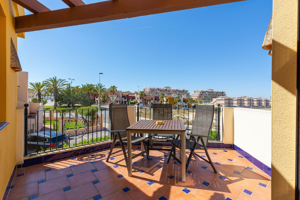 Middle Floor Apartment Los Altos Alicante - image 8