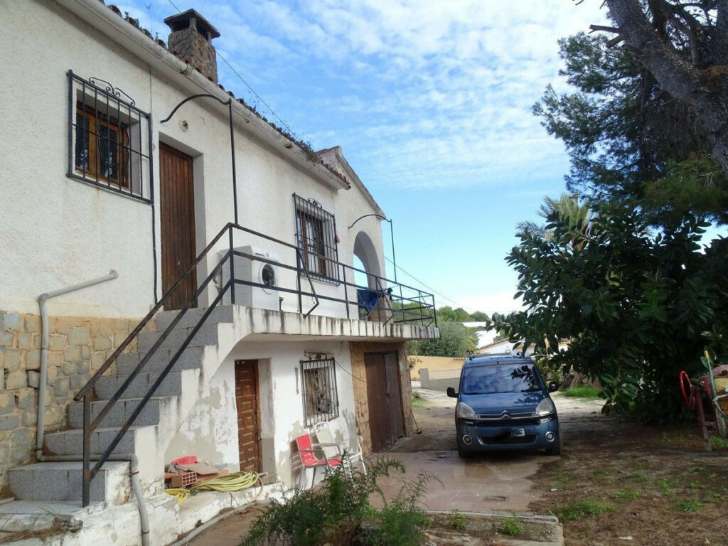 Detached Villa Moraira Alicante - image 8