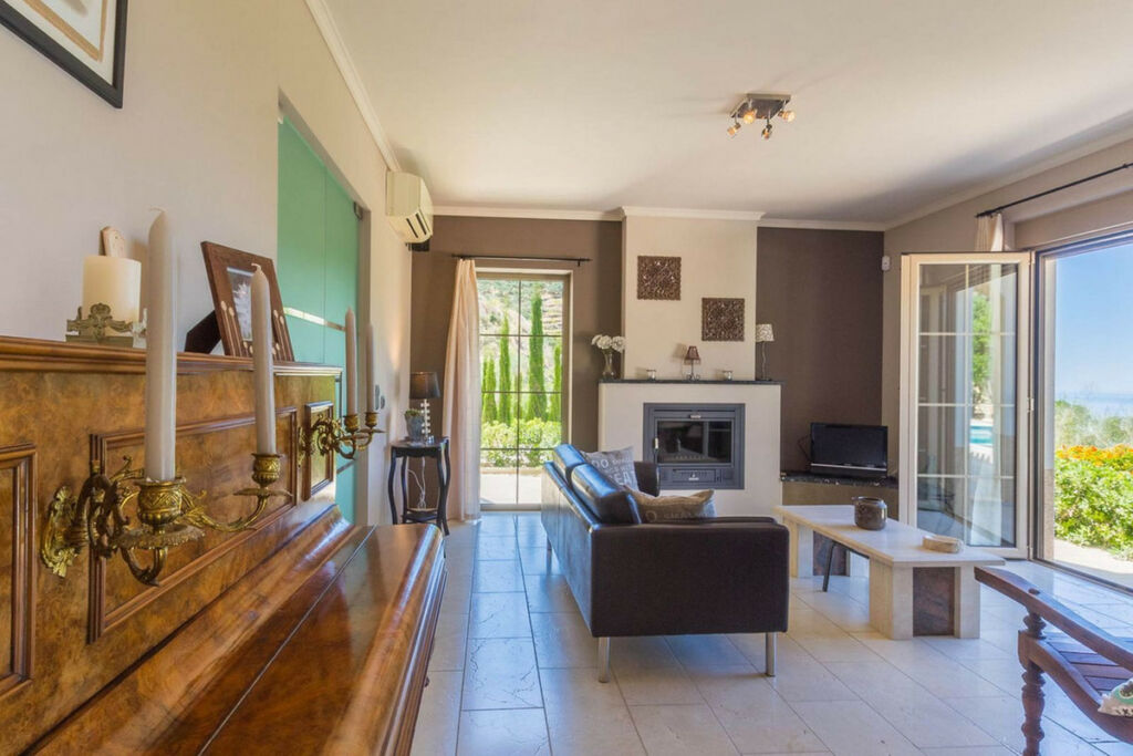 Detached Villa Arenas Málaga - image 8