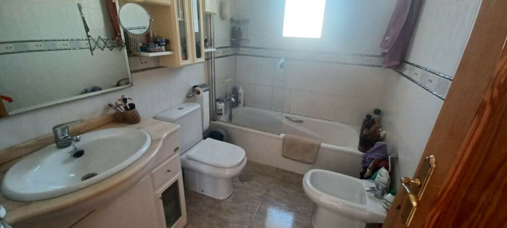 Detached Villa La Nucia Alicante - image 8