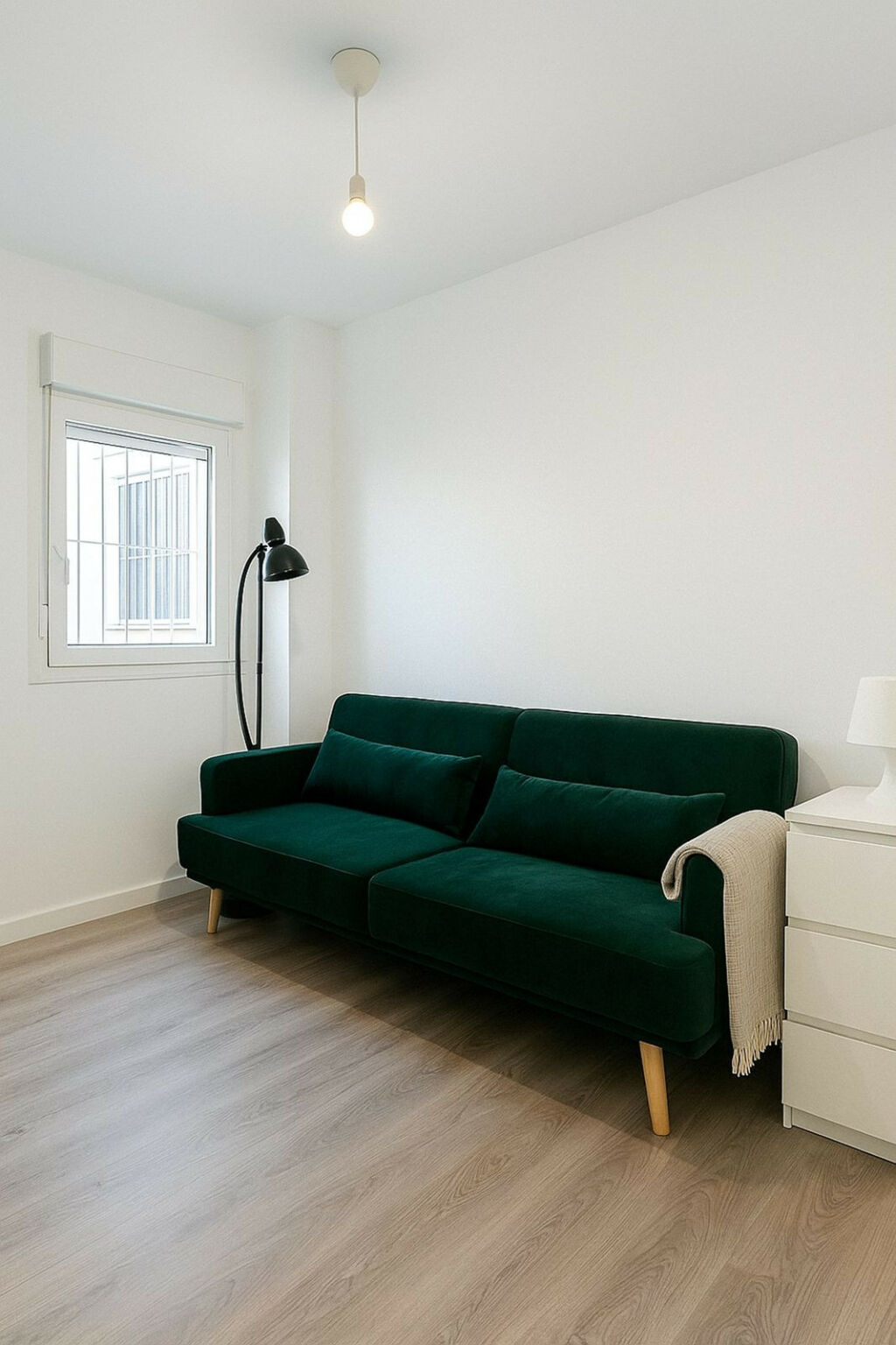 Middle Floor Apartment Nueva Andalucía Málaga - image 8