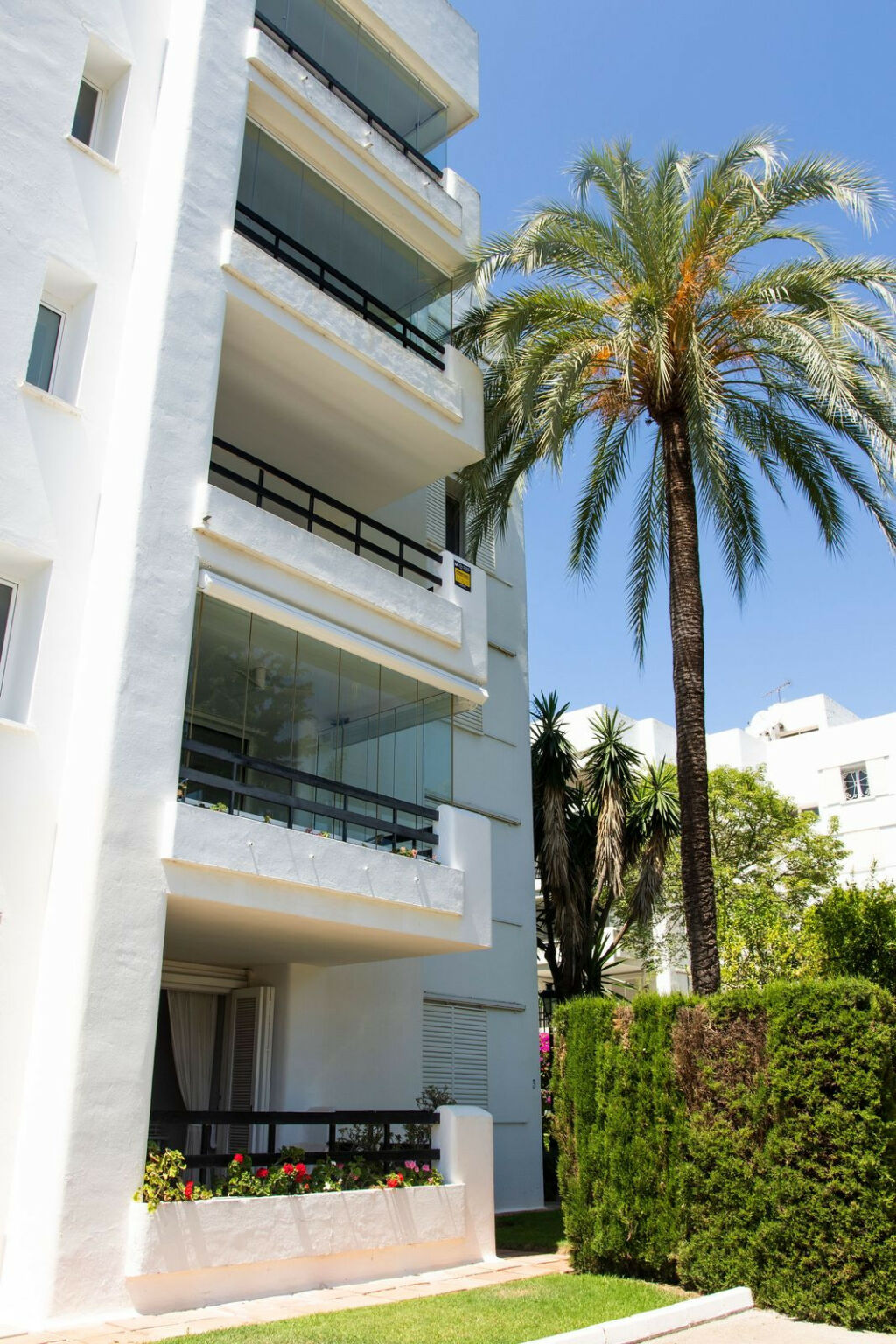 Ground Floor Apartment Los Monteros Málaga - image 10