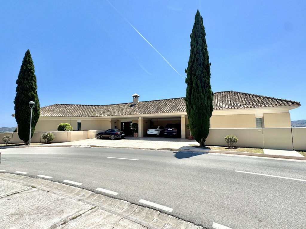 Detached Villa Mijas Golf Málaga - image 8