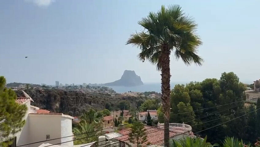 Detached Villa Calpe Alicante - image 2