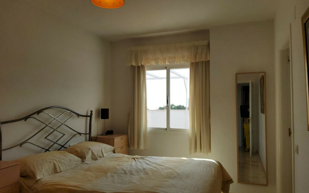 Penthouse Benalmadena Málaga - image 10