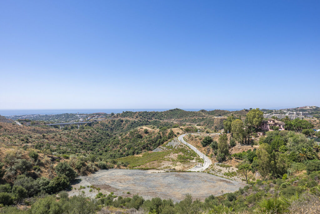 Land Benahavís Málaga - image 8
