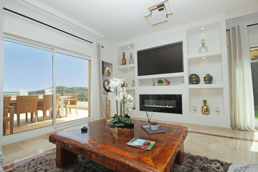 Middle Floor Apartment San Roque Club Cádiz - image 8