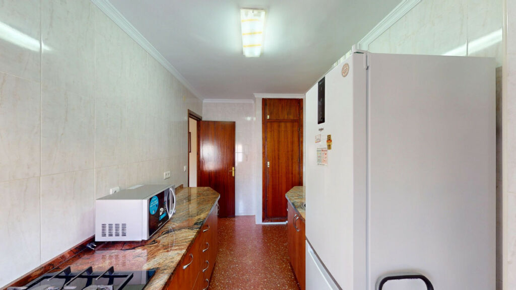 Middle Floor Apartment Torre del Mar Málaga - image 8