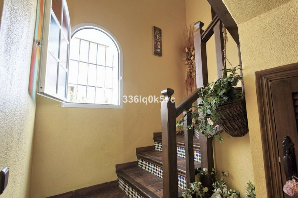Townhouse Benahavís Málaga - image 8