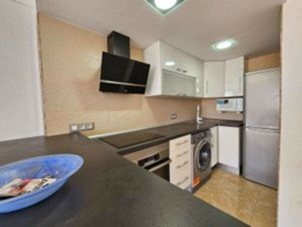 Middle Floor Apartment Benidorm Alicante - image 8