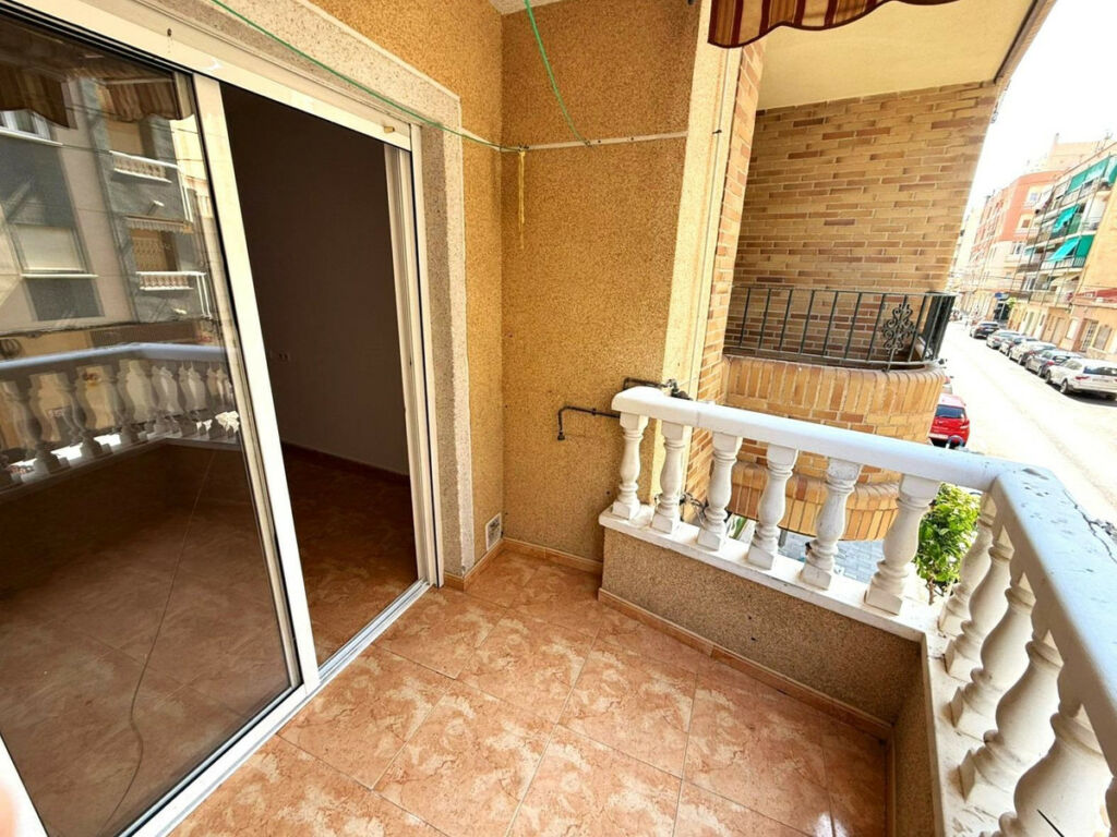Middle Floor Apartment Playa Del Cura Alicante - image 8