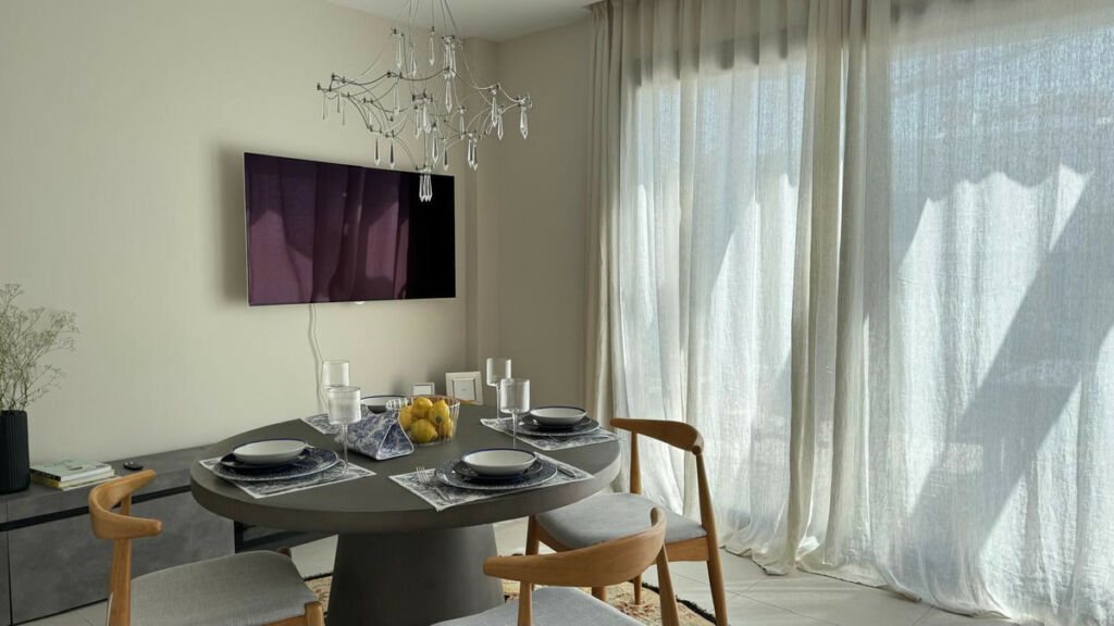 Middle Floor Apartment Estepona Málaga - image 8